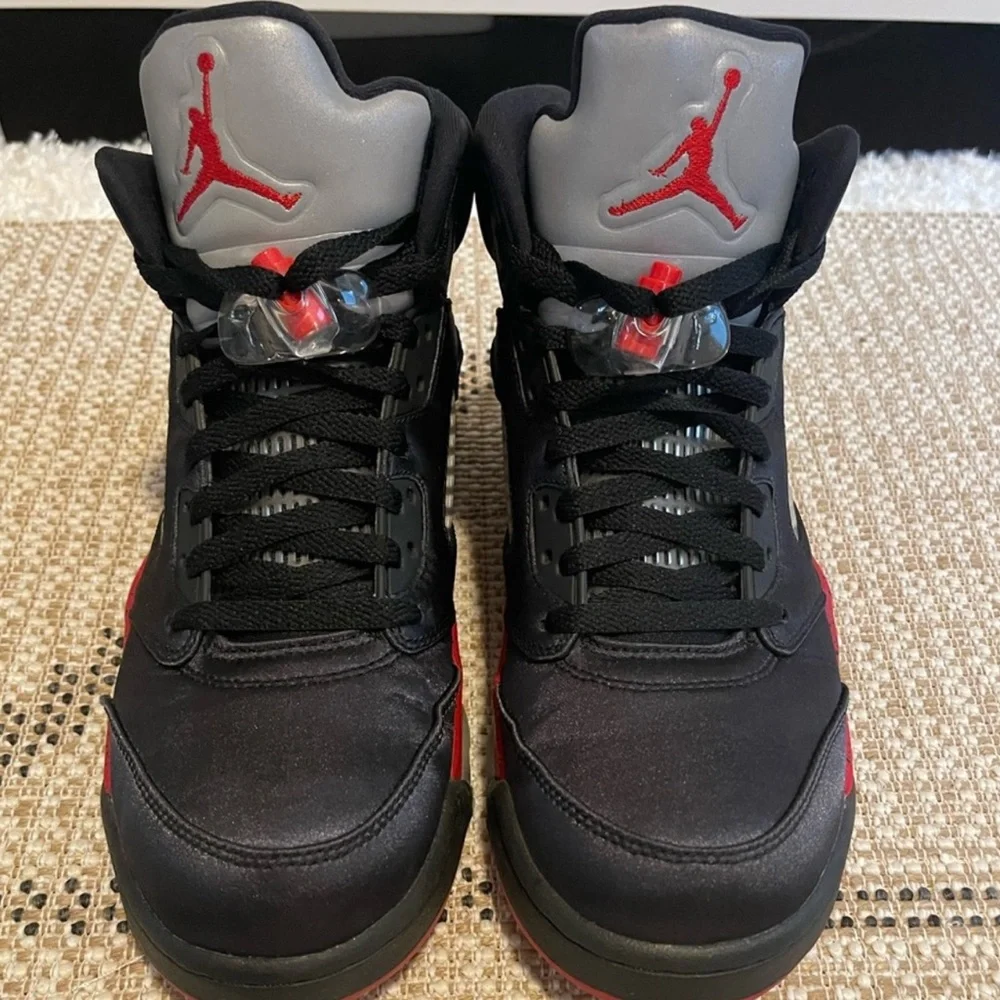 Jordan 5 Satin Bred (2018)